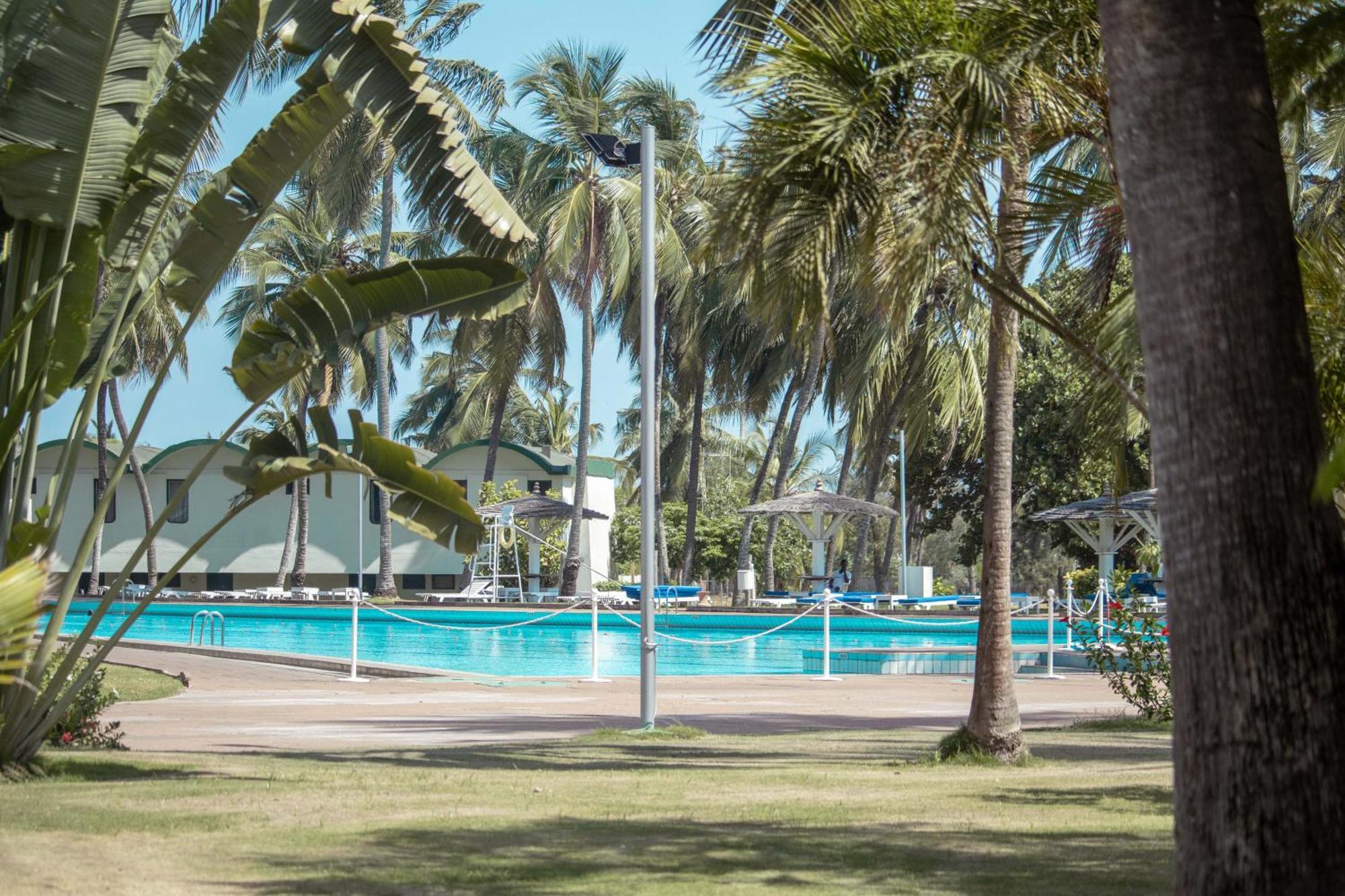 Hôtel Sarakawa Lome Bagian luar foto