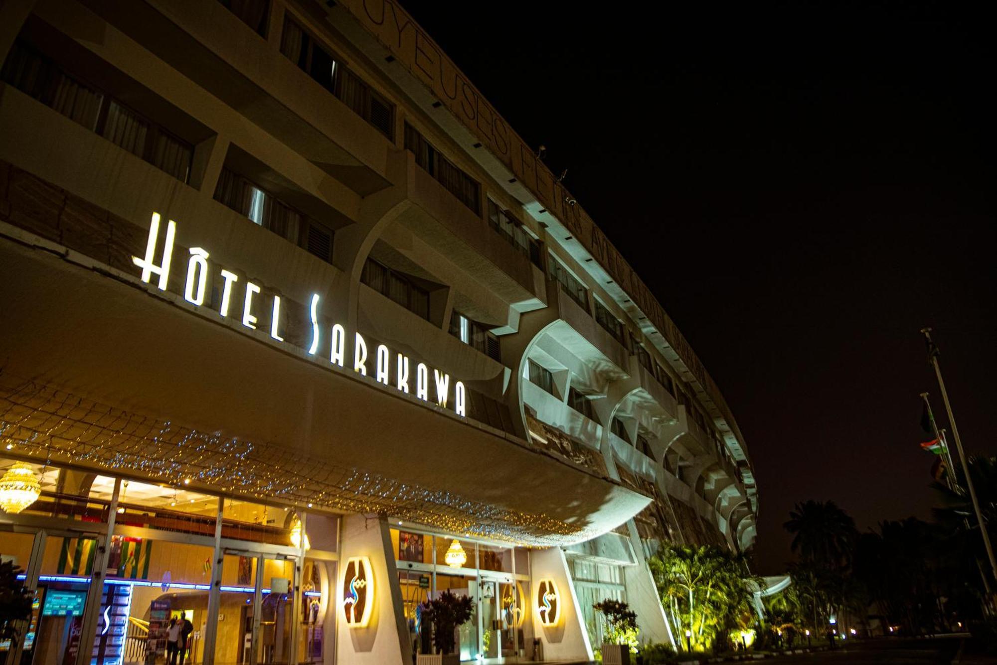 Hôtel Sarakawa Lome Bagian luar foto